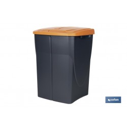 CUBO DE BASURA PARA RECICLAR 45 LITROS  COLOR NARANJA 36.5 X 36 X 51  CM