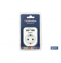 ADAPTADOR  ENCHUFE 1 TOMA FRONTAL+2 USB